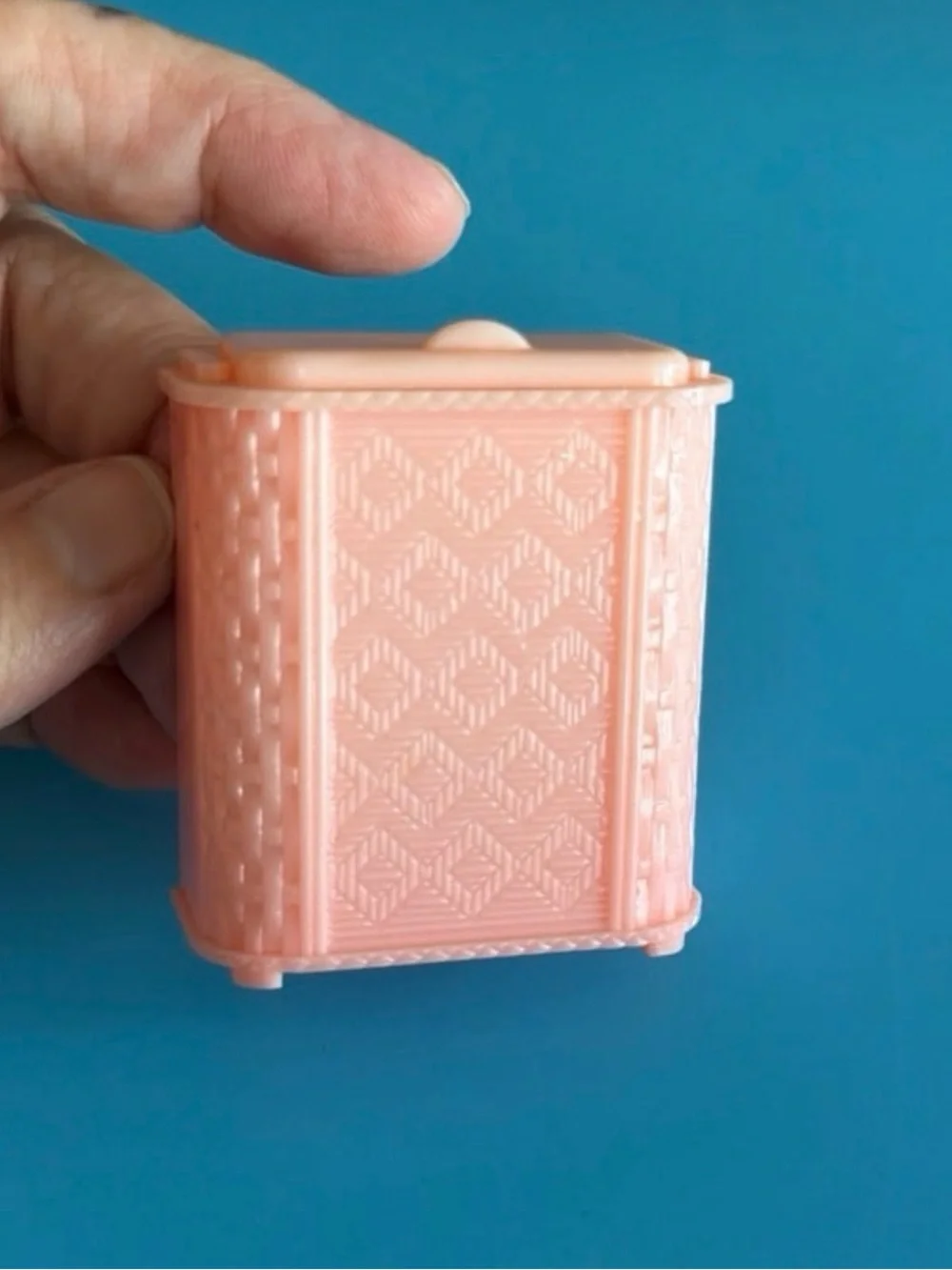 VTG 50’s Renwal Dollhouse Pink Bathroom Set - Blue Handles - 4 Pieces